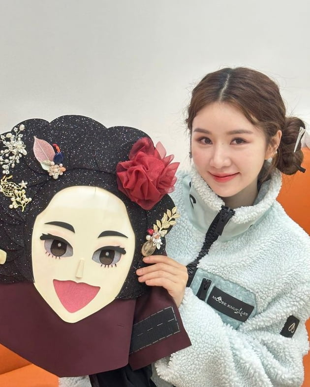 Cao Lu, whose Korean contract is over, appears on ‘King of Mask Singer’