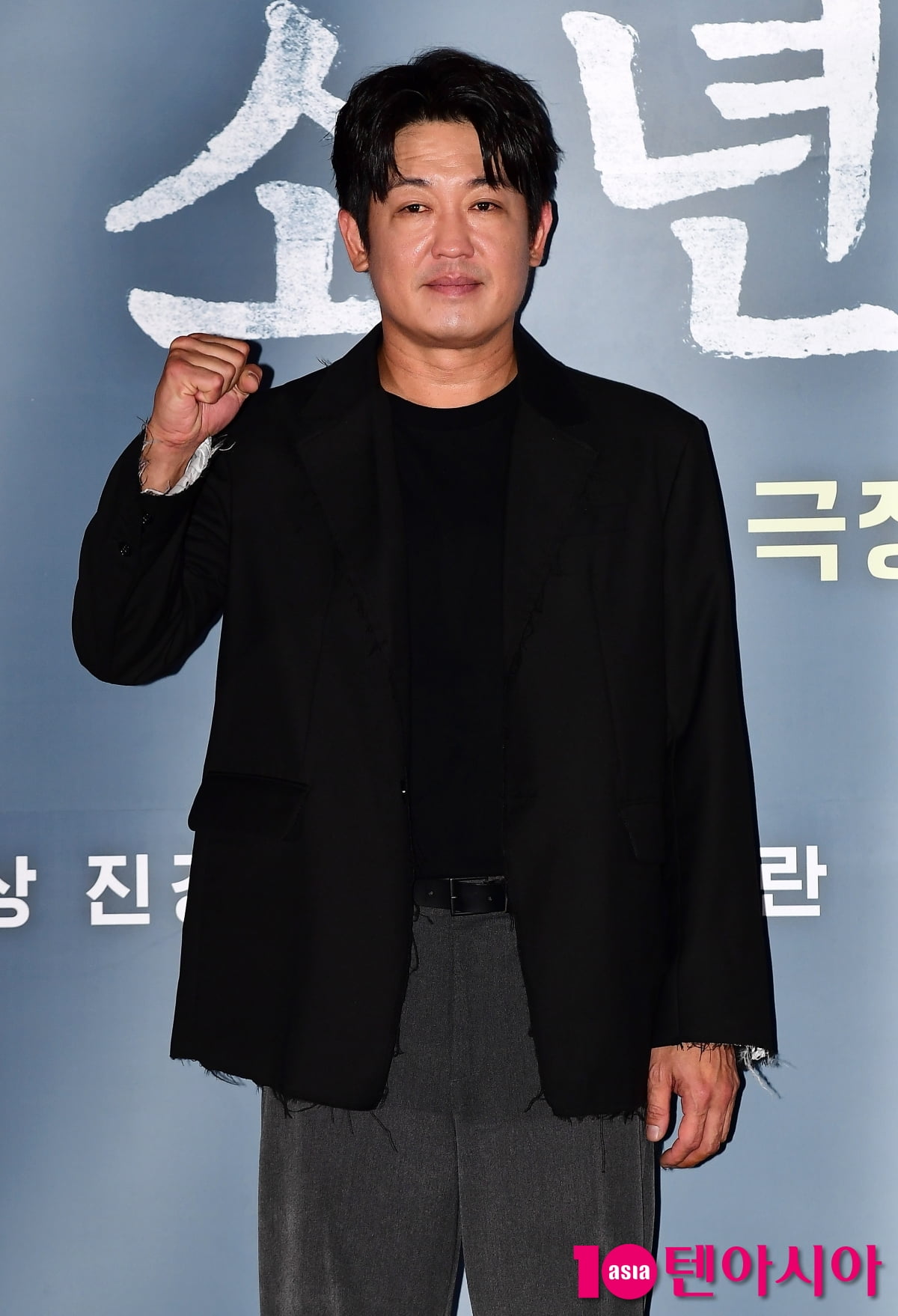 ‘Legal dispute with former agency withdrawn’ Heo Seong-tae signs ...